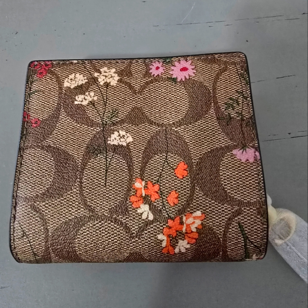 NWT Coach Floral Brown Wallet - Picture 2 of 8